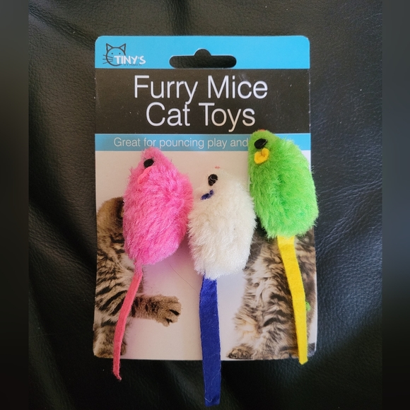 NEW Tiny's Pet Products Cat Toy Interactive 3 Pack Mouse Shaped Toy - Picture 1 of 4